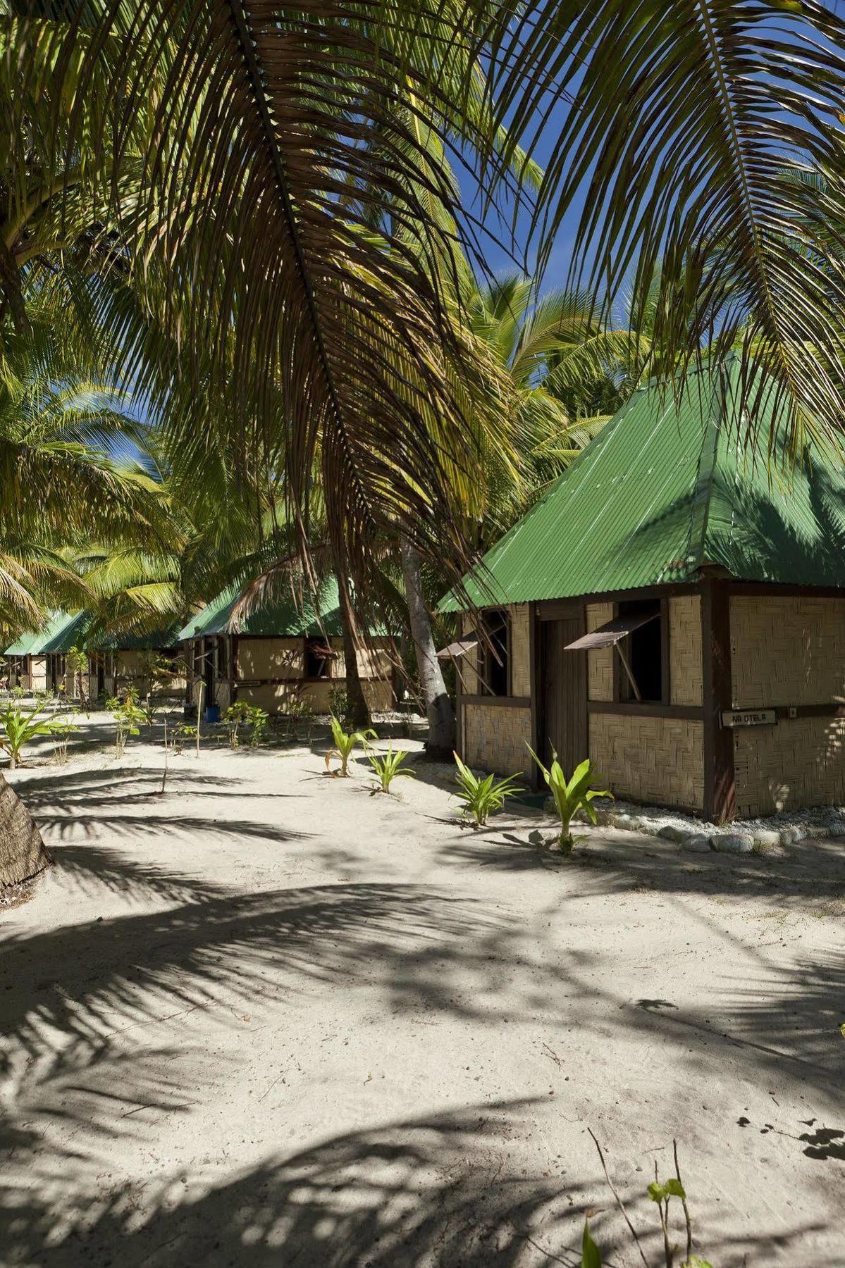Barefoot Manta Island Resort Drawaqa Island Exterior photo